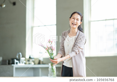 高級女性生活鮮花 105656768