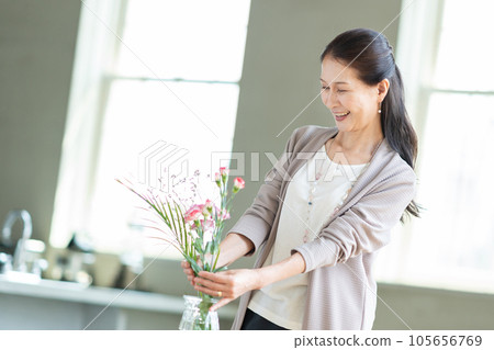 高級女性生活鮮花 105656769