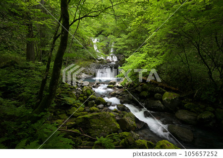 小毛瀑布（長野縣木曾郡木曾町） 105657252