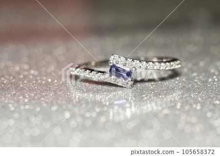 Silver ring with iolite 105658372