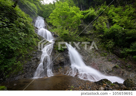 Karasawa Falls (Newly opened, Kiso-machi, Kiso-gun, Nagano Prefecture) Karasawa Falls (Newly opened, Kiso-machi, Kiso-gun, Nagano Prefecture) 105659691