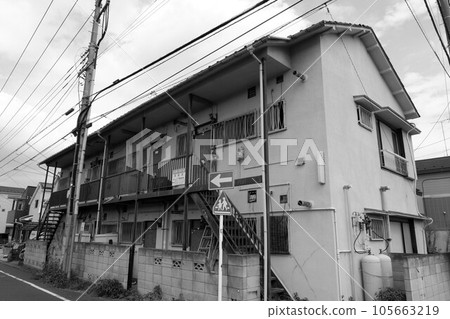 Showa's apartment 105663219