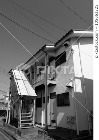 Showa's apartment 105663225