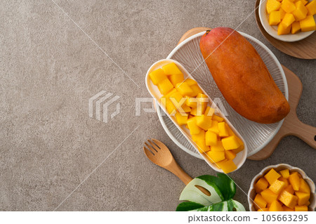 芒果 陽光 水果 台灣 Taiwan fruit mango マンゴー 105663295