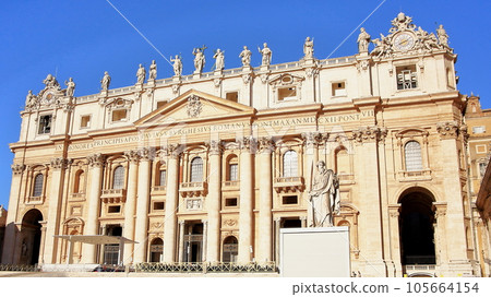 Facade of St. Peter's Basilica_1 105664154