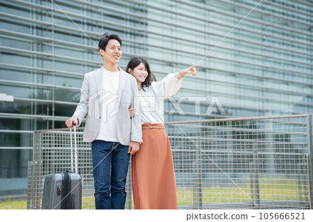 一對夫婦攜帶手提箱(旅行/機場) 一對夫婦攜帶手提箱(旅行/機場) 105666521