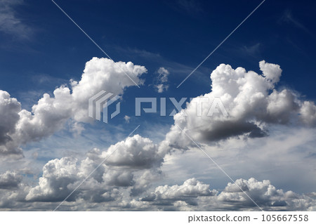 Summer sky 105667558