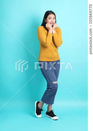 Cute Asain Woman Cute Asain Woman 105669770