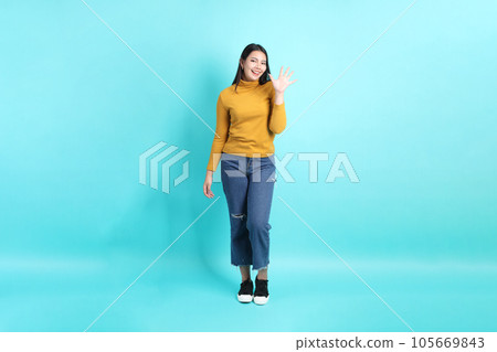 Cute Asain Woman Cute Asain Woman 105669843