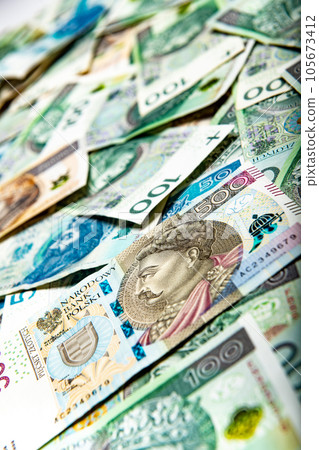 polish paper money or banknotes 105673412