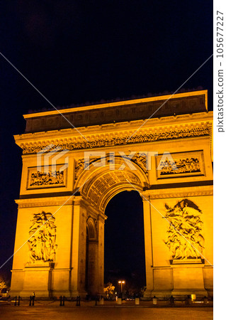 Etoile Arc de Triomphe夜景（法國 - 巴黎） 105677227