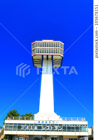 [Fukui Prefecture] Tojinbo Tower under fine weather 105678151