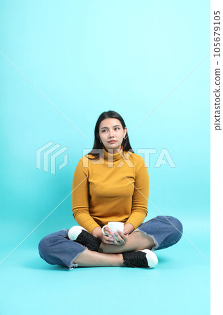 Cute Asain Woman 105679105