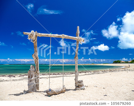 浮木鞦韆和海 105679260