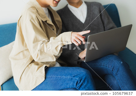 male roommate 105679637