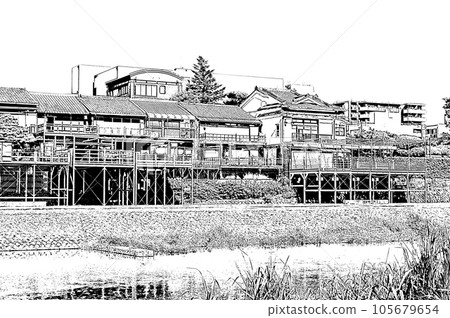 [Kyoto's black and white] Kamogawa is the heart of the people of Kyoto 105679654