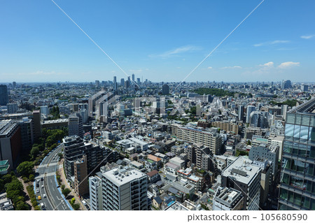View from the observation deck of the Bunkyo Civic Center in the direction of Shinjuku, Tokyo View from the observation deck of the Bunkyo Civic Center in the direction of Shinjuku, Tokyo 105680590