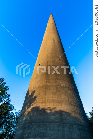 哈里歐發射站無線電塔黃昏[長崎縣佐世保市] 105680662