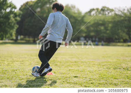 football, soccer, soccer ball 105680975