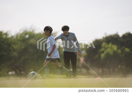 足球 男生 男 105680981