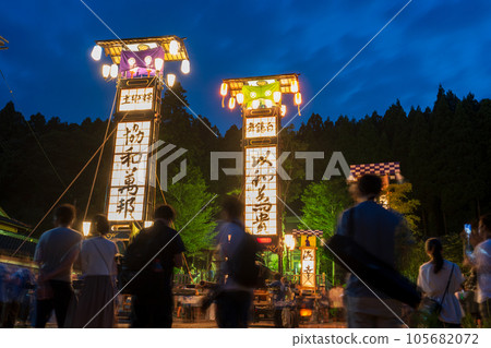 The kiriko lanterns of the Notojima Mukoda Fire Festival, one of the three major fire festivals in Japan | Notojima, Nanao City, Ishikawa Prefecture 105682072
