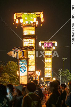 The kiriko lanterns of the Notojima Mukoda Fire Festival, one of the three major fire festivals in Japan | Notojima, Nanao City, Ishikawa Prefecture The kiriko lanterns of the Notojima Mukoda Fire Festival, one of the three major fire festivals in Japan | Notojima, Nanao City, Ishikawa Prefecture 105682093