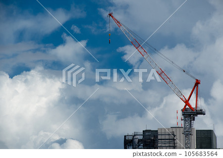 用於建築物施工的大型起重機 用於建築物施工的大型起重機 105683564
