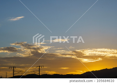 sunrise scenery sunrise scenery 105684610