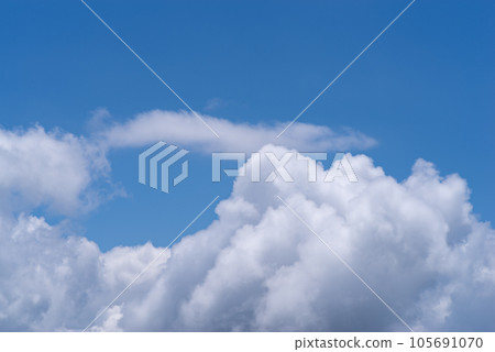 Summer Sky Ice Cloud Summer Sky Ice Cloud 105691070