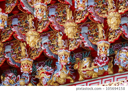 Luxurious Traditions: Gorgeous Decorations in Taiwan Temples Luxurious Traditions: Gorgeous Decorations in Taiwan Temples 105694158
