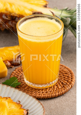 pineapple fruit juice summer drink Fresh pineapple juice パイナップルジュース pineapple fruit juice summer drink Fresh pineapple juice パイナップルジュース 105696666