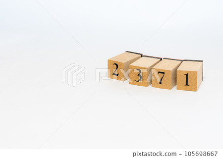木塊編號 2371 木塊編號 2371 105698667