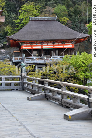 Kyoto, Japan, Kiyomizudera in spring, the view from the main hall called Kiyomizu's stage, beautiful cherry blossoms and the inner shrine of an important cultural property Kyoto, Japan, Kiyomizudera in spring, the view from the main hall called Kiyomizu's stage, beautiful cherry blossoms and the inner shrine of an important cultural property 105699355
