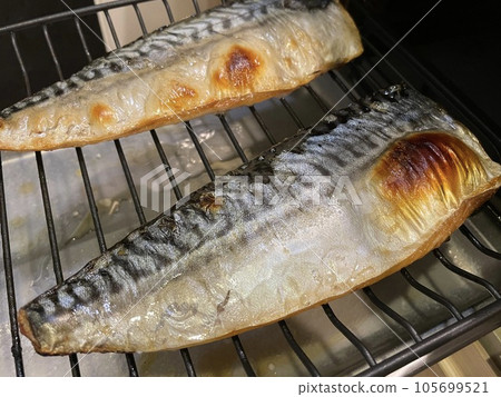 鹽烤鯖魚 105699521