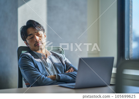 Male Business 105699625