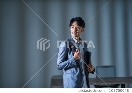 Male Business 105700048