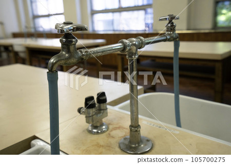 Science room at school, Chemistry room after school 105700275