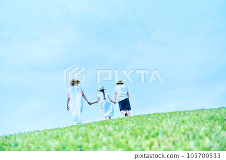 Meadow person family Meadow person family 105700533