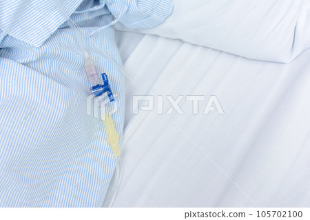 Patient's saline line valve equipment. Patient's saline line valve equipment. 105702100