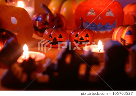 halloween halloween 105703527