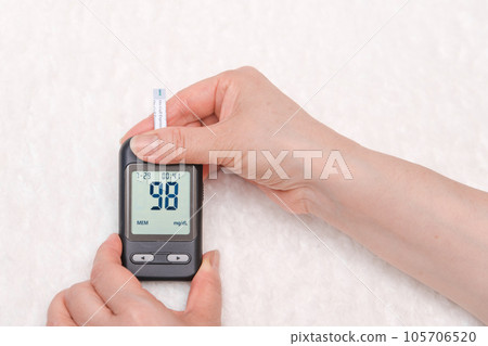 [Diabetes blood sugar level measurement sensor] 105706520