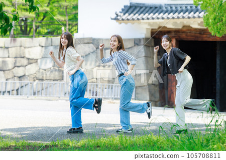 少女旅行大阪城觀光 105708811