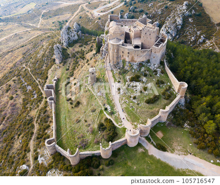 Castillo de Loarre - ancient Spanish fortress 105716547