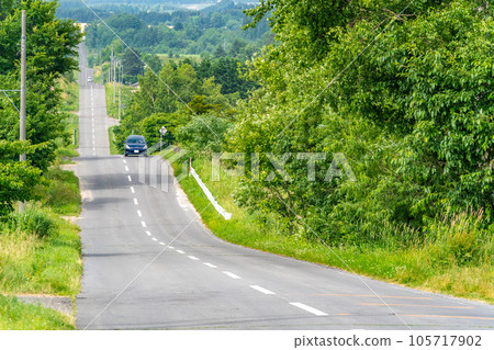 Roller coaster path 105717902