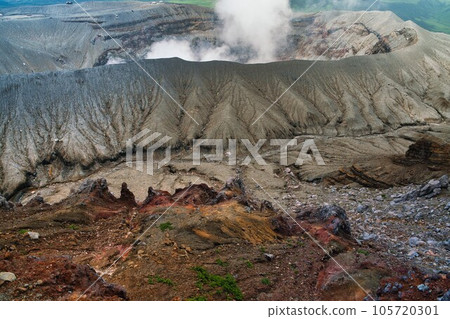 荒涼的阿蘇山 105720301