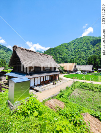 夏天的五箇山菅沼合掌造村 夏天的五箇山菅沼合掌造村 105721299