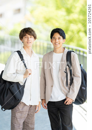 Businessman casual business foreigner Businessman casual business foreigner 105724261