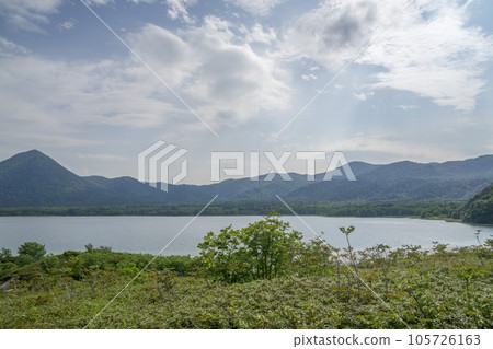Osorezan scenery with beautiful Lake Usoriyama Osorezan scenery with beautiful Lake Usoriyama 105726163