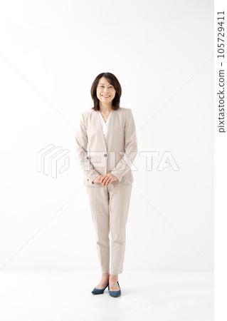 商務高級女性 105729411