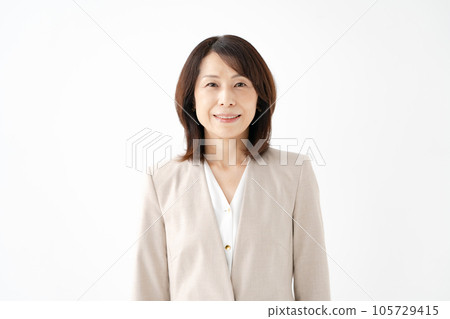 商務高級女性 105729415
